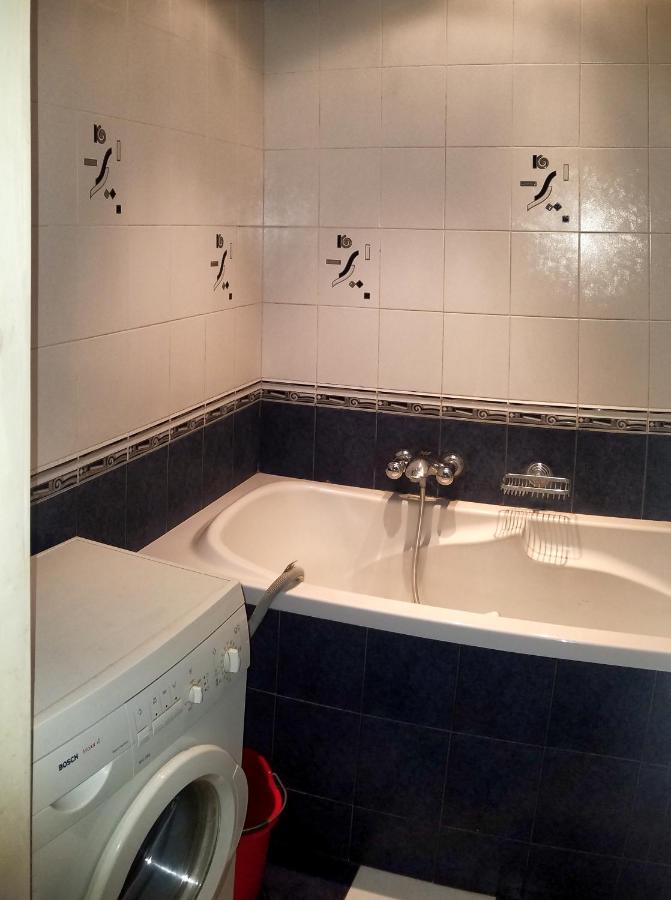 Viktor Apartment ชรอโนมอสค์ ภายนอก รูปภาพ